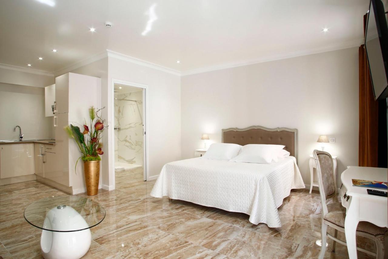 Hotel Le Magnolia Calvi  Zewnętrze zdjęcie