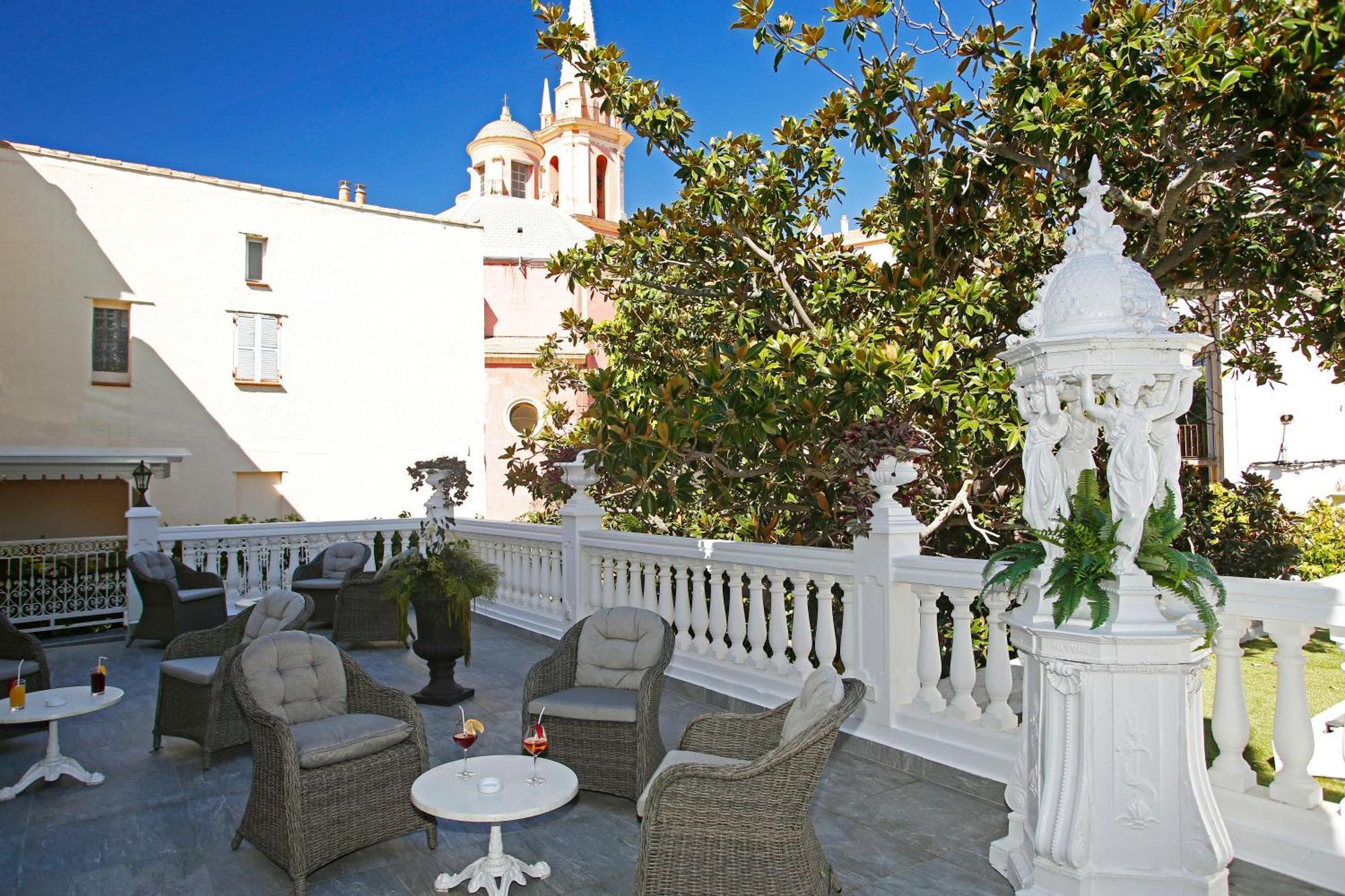 Hotel Le Magnolia Calvi  Zewnętrze zdjęcie