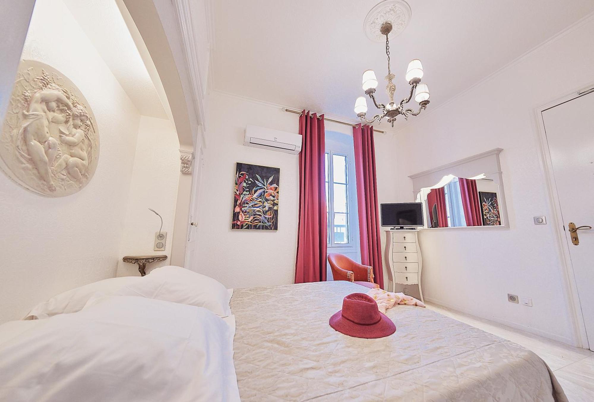 Hotel Le Magnolia Calvi  Zewnętrze zdjęcie