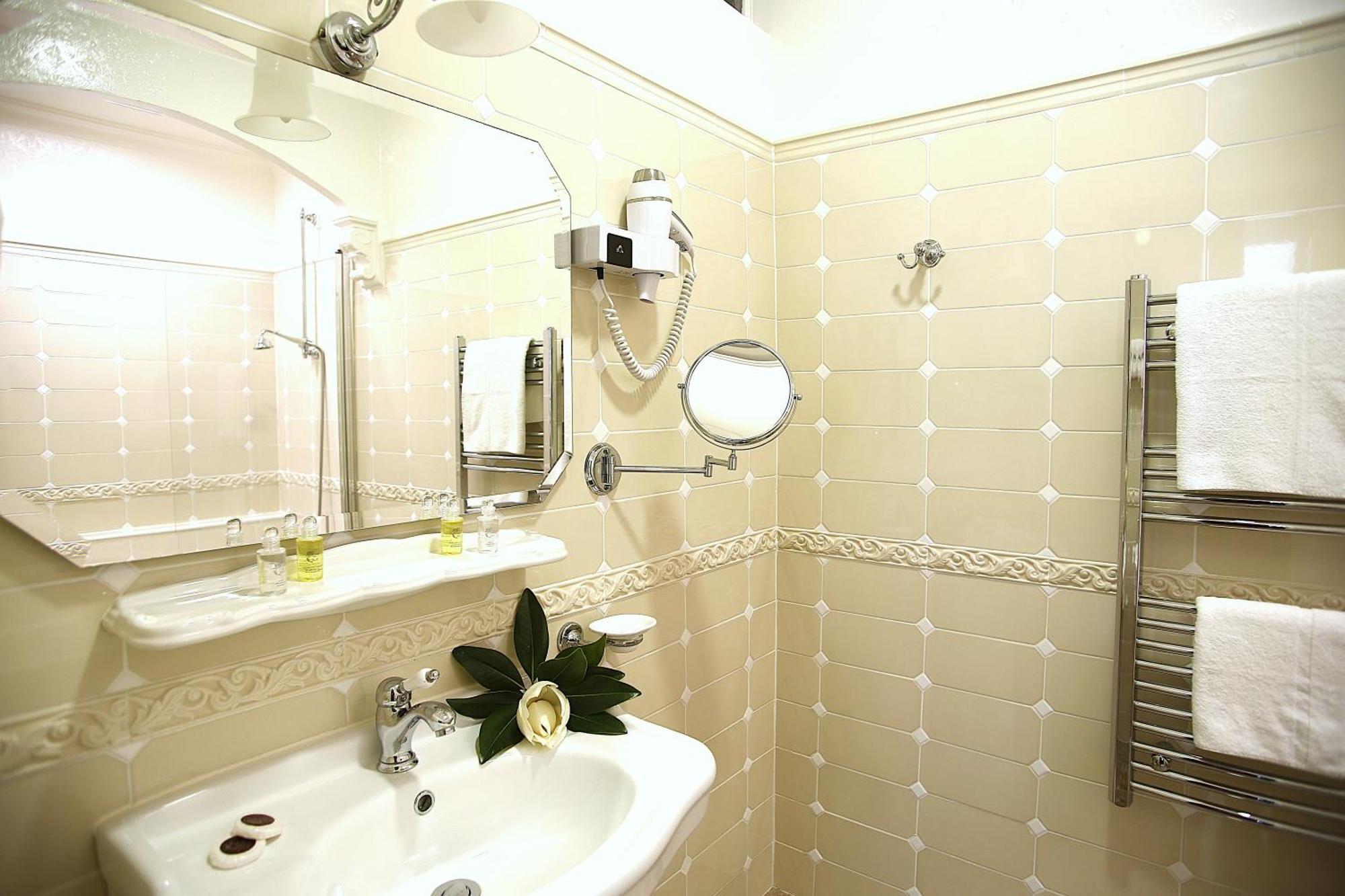 Hotel Le Magnolia Calvi  Zewnętrze zdjęcie