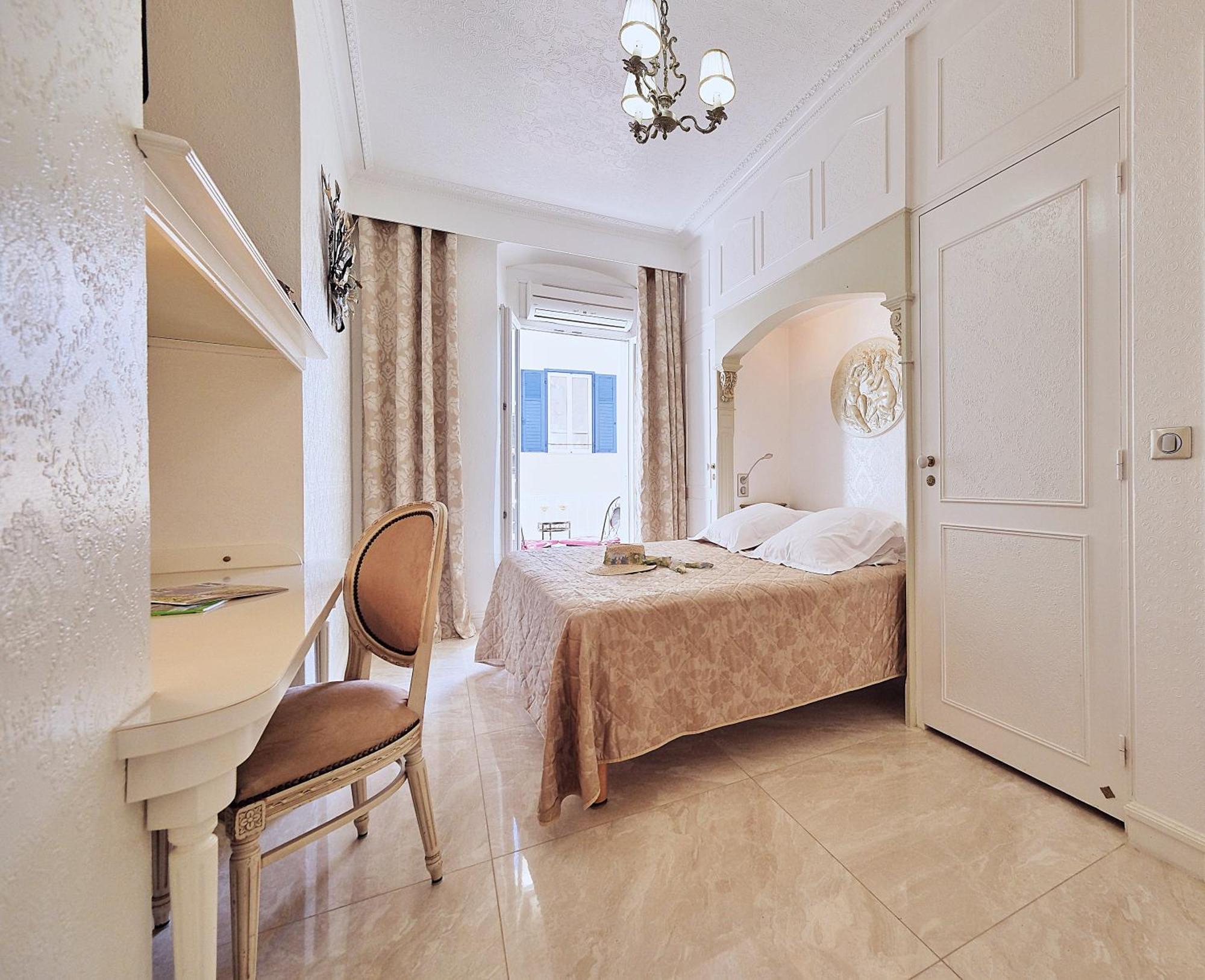 Hotel Le Magnolia Calvi  Zewnętrze zdjęcie