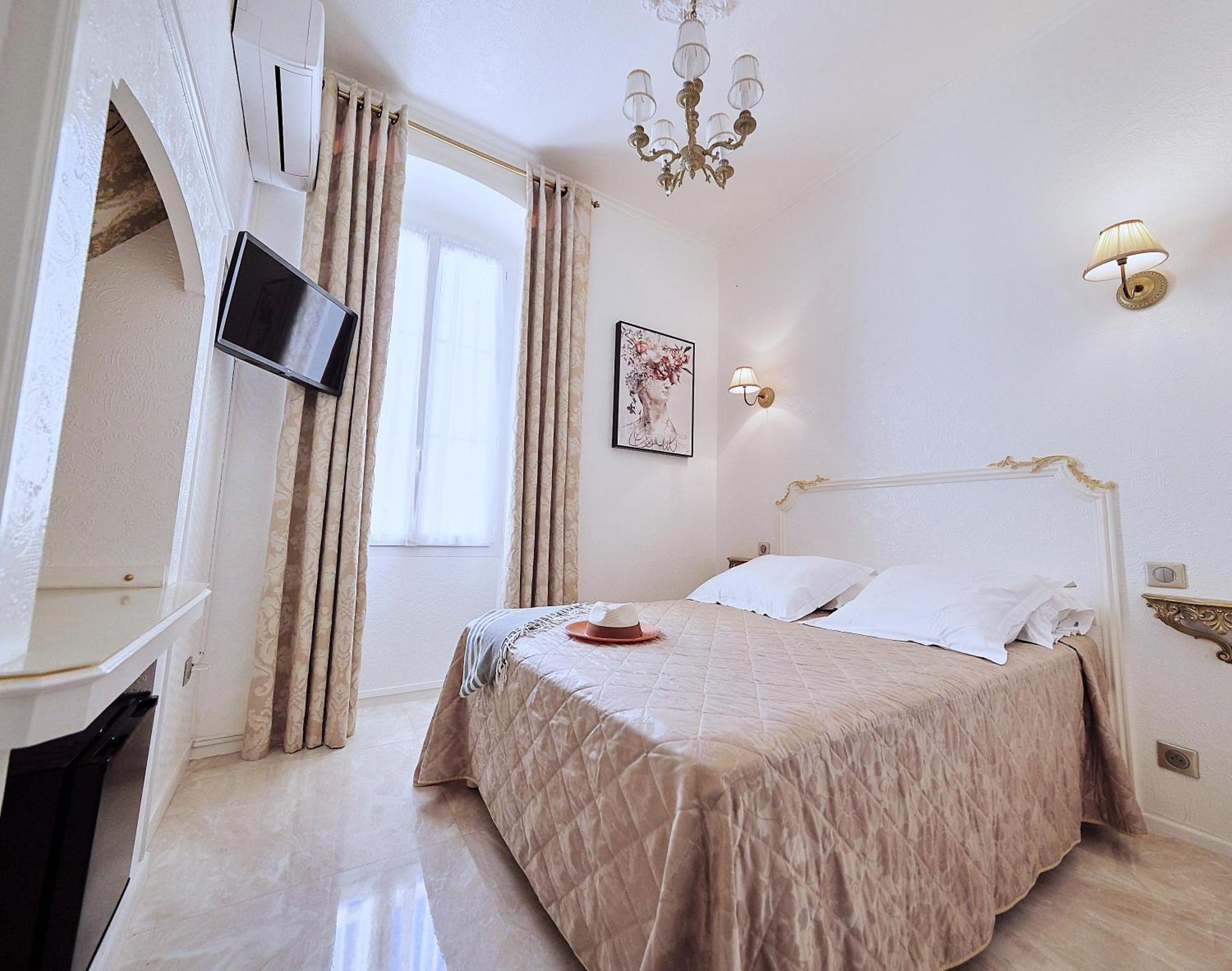 Hotel Le Magnolia Calvi  Zewnętrze zdjęcie