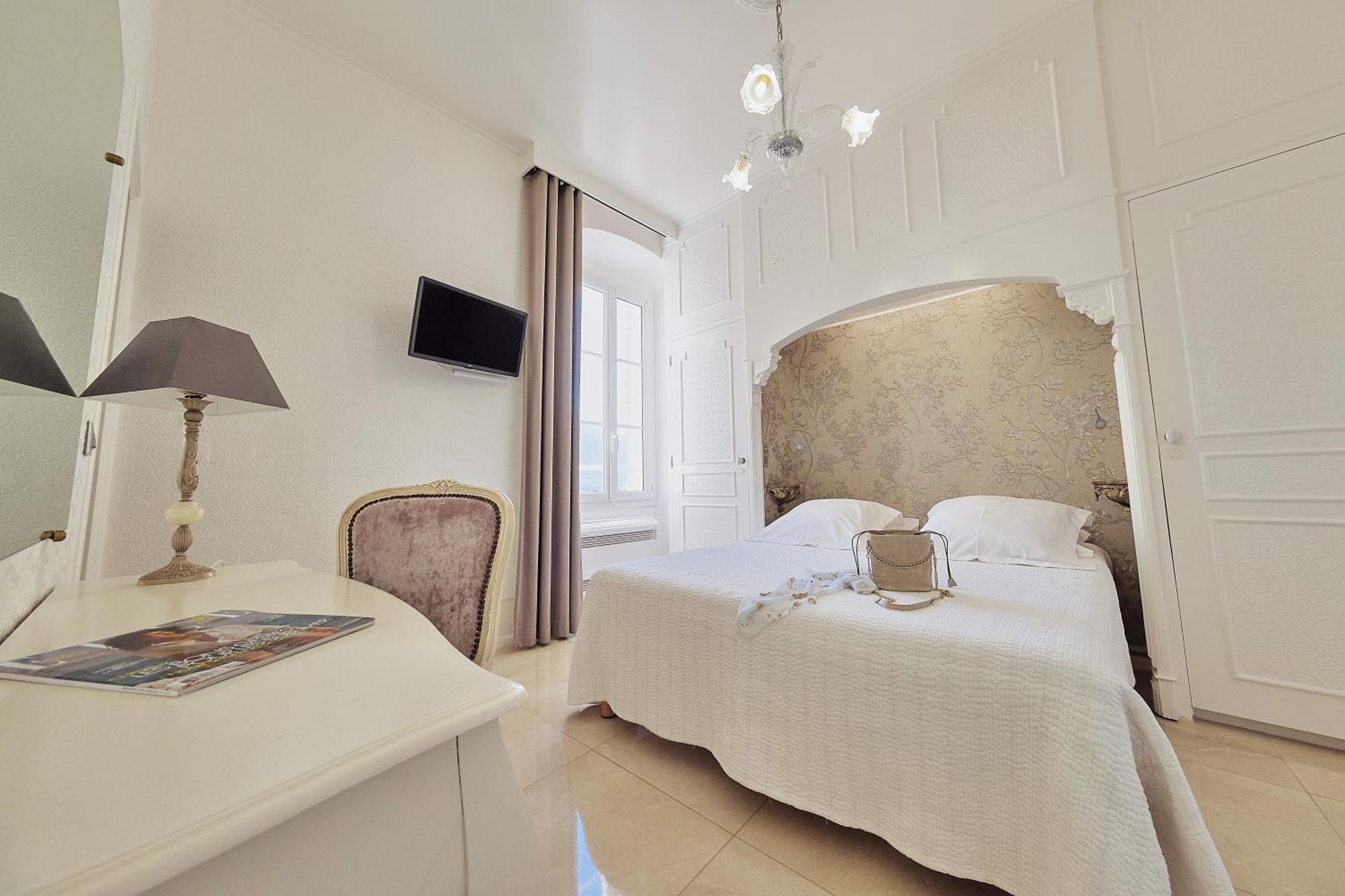Hotel Le Magnolia Calvi  Zewnętrze zdjęcie
