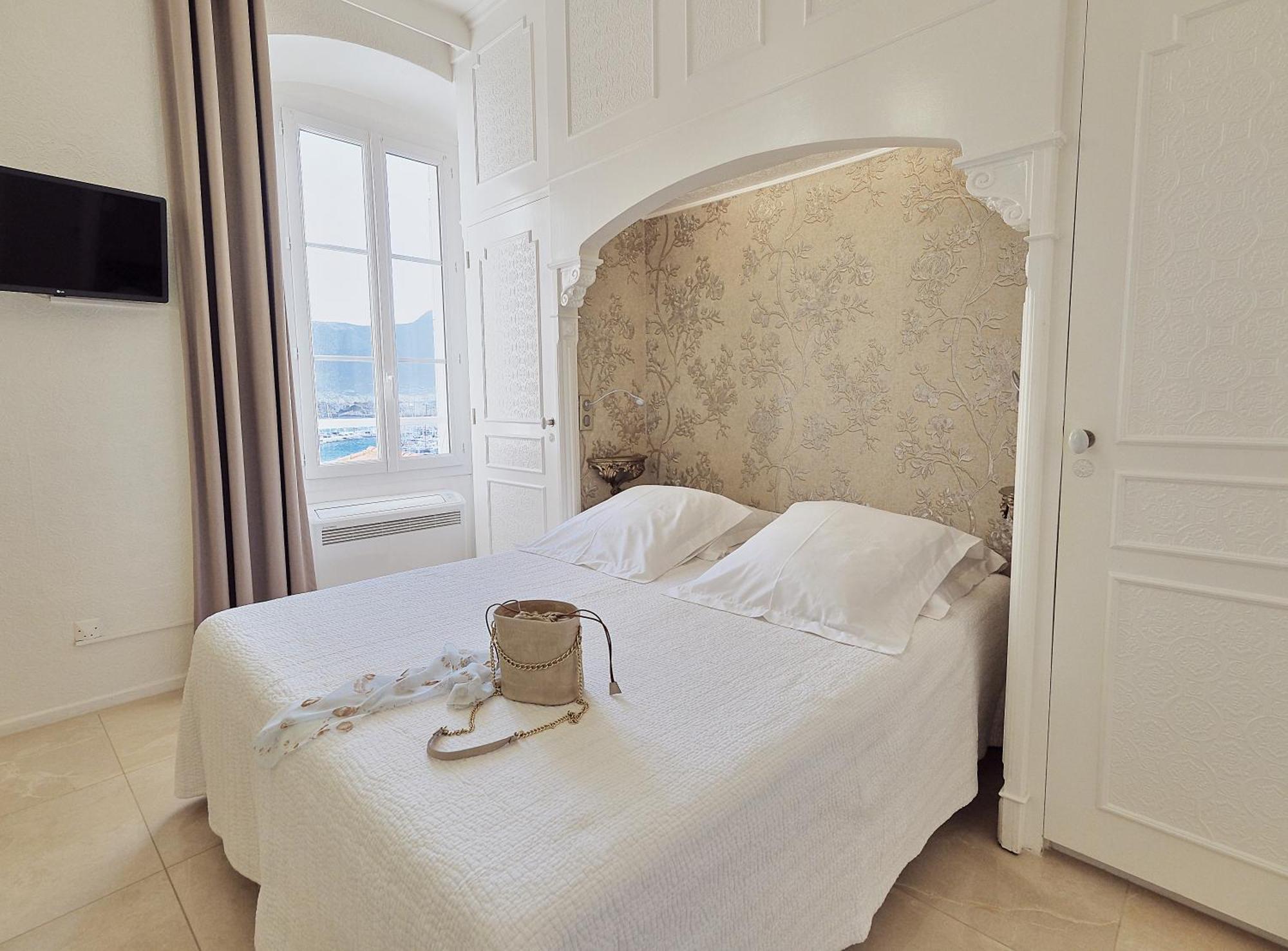 Hotel Le Magnolia Calvi  Zewnętrze zdjęcie