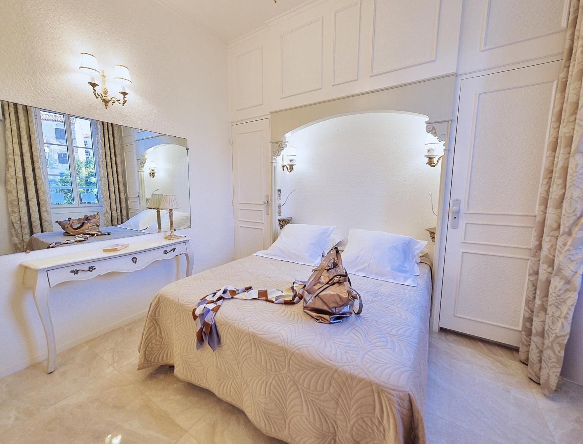 Hotel Le Magnolia Calvi  Zewnętrze zdjęcie