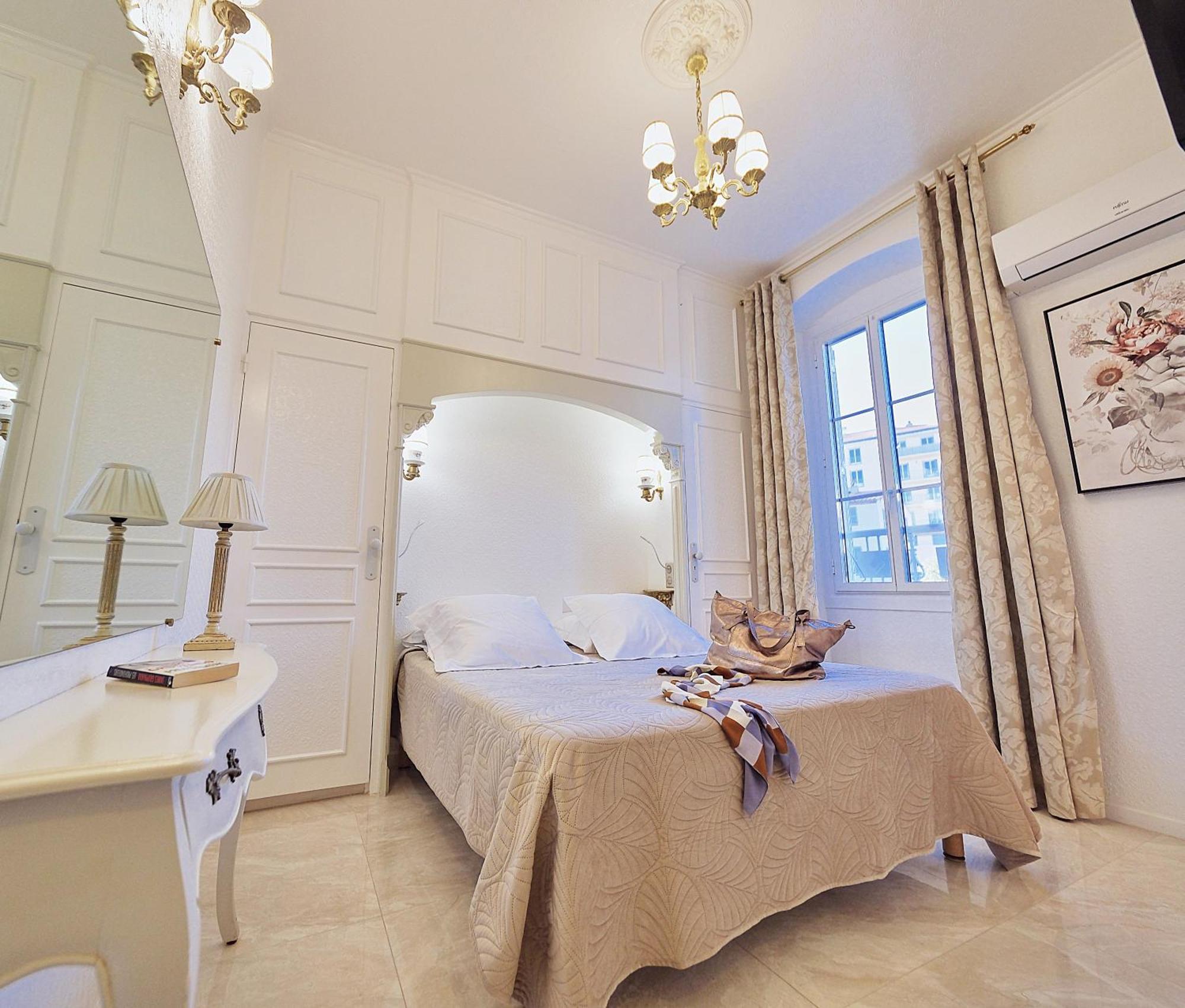 Hotel Le Magnolia Calvi  Zewnętrze zdjęcie