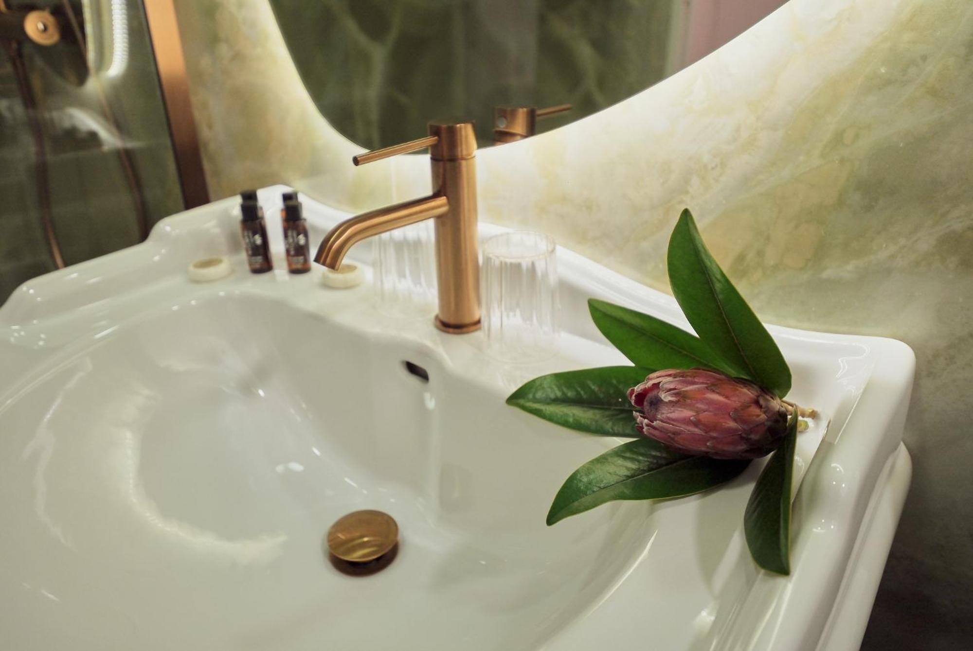 Hotel Le Magnolia Calvi  Zewnętrze zdjęcie
