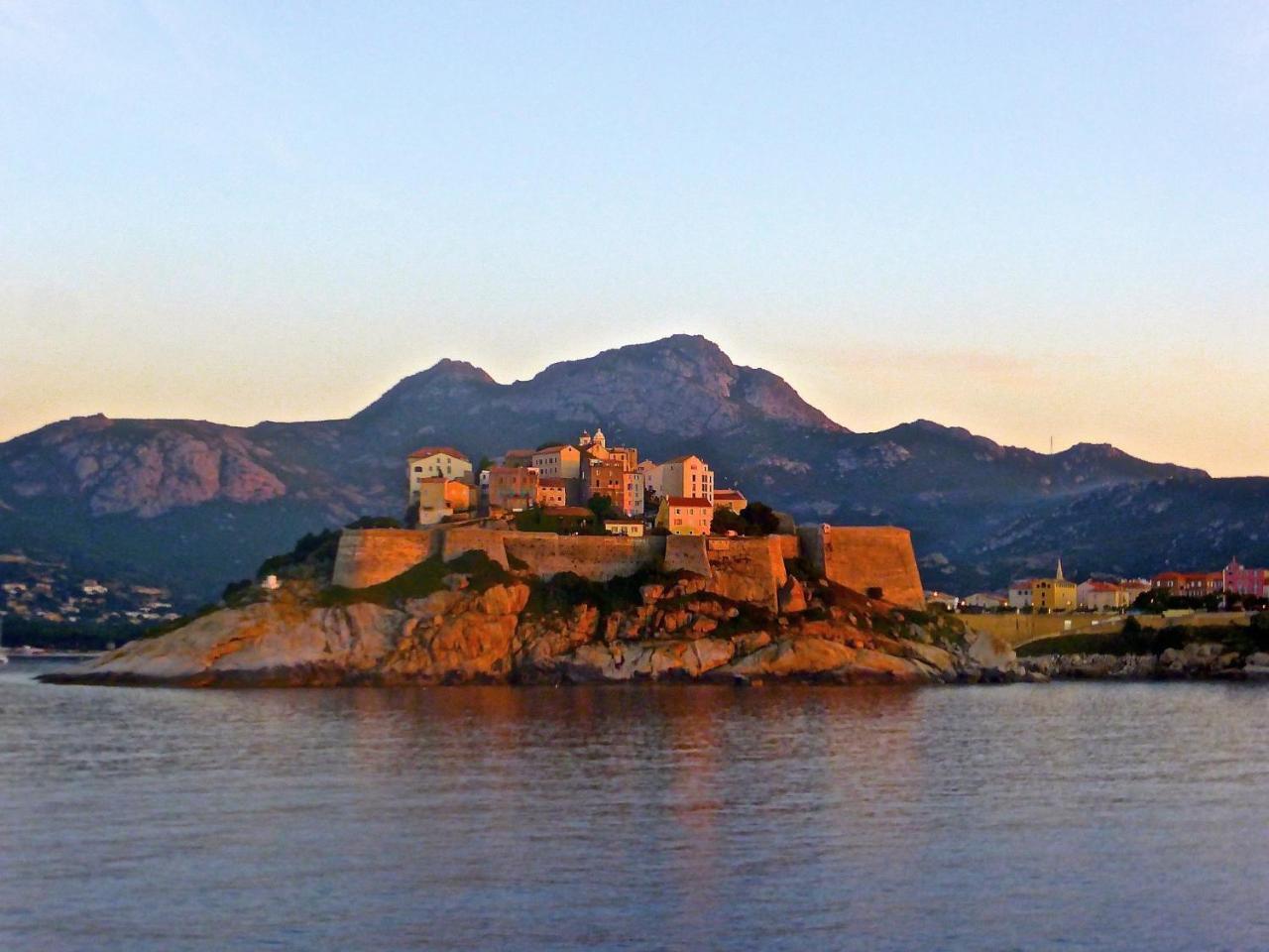 Hotel Le Magnolia Calvi  Zewnętrze zdjęcie