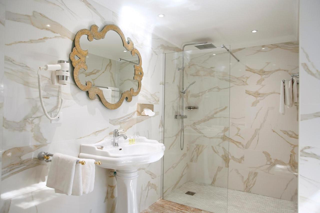 Hotel Le Magnolia Calvi  Zewnętrze zdjęcie